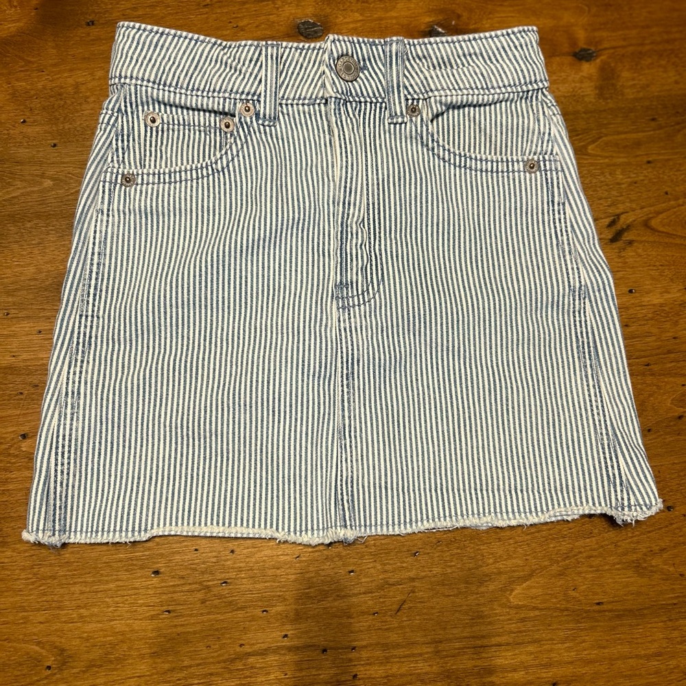 Gap skirt size 7.